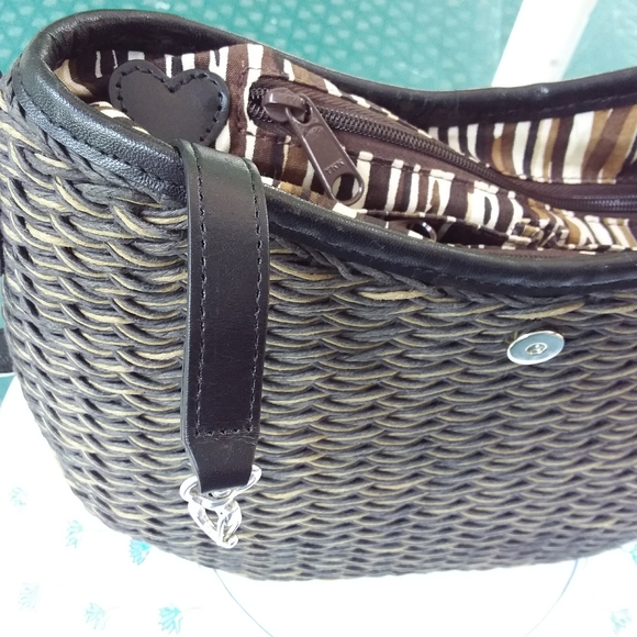Brighton Women's Bag. - Picture 12 of 13